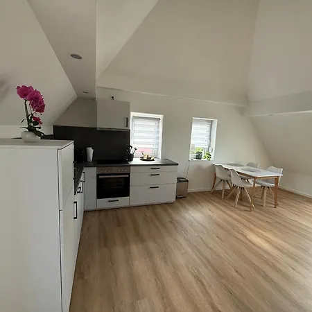 Albrecht Weinstrasse Appartement