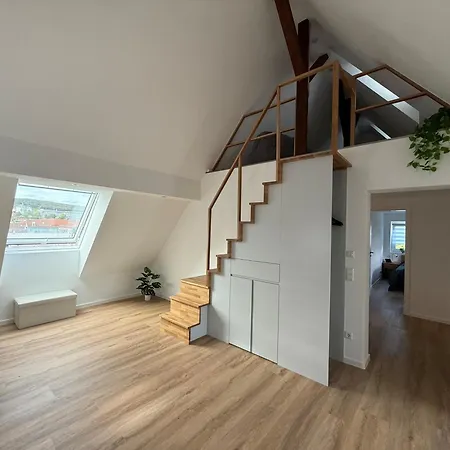 Albrecht Weinstrasse Appartement *